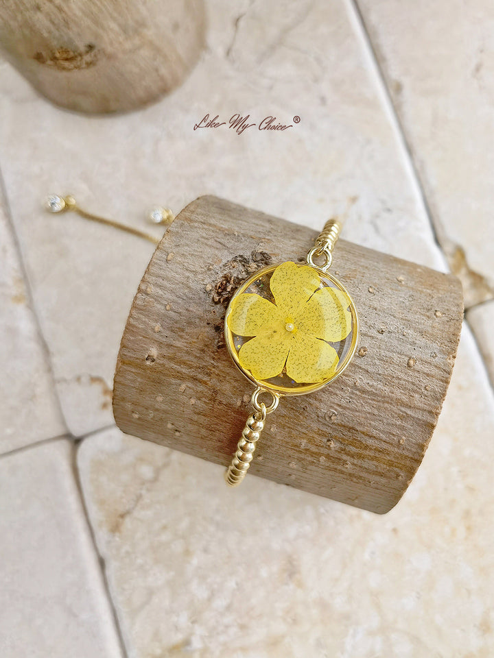 Embossed Yellow Epoxy Resin Round Bracelet