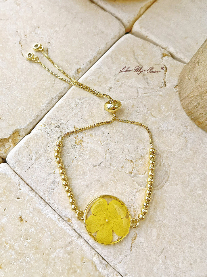 Embossed Yellow Epoxy Resin Round Bracelet