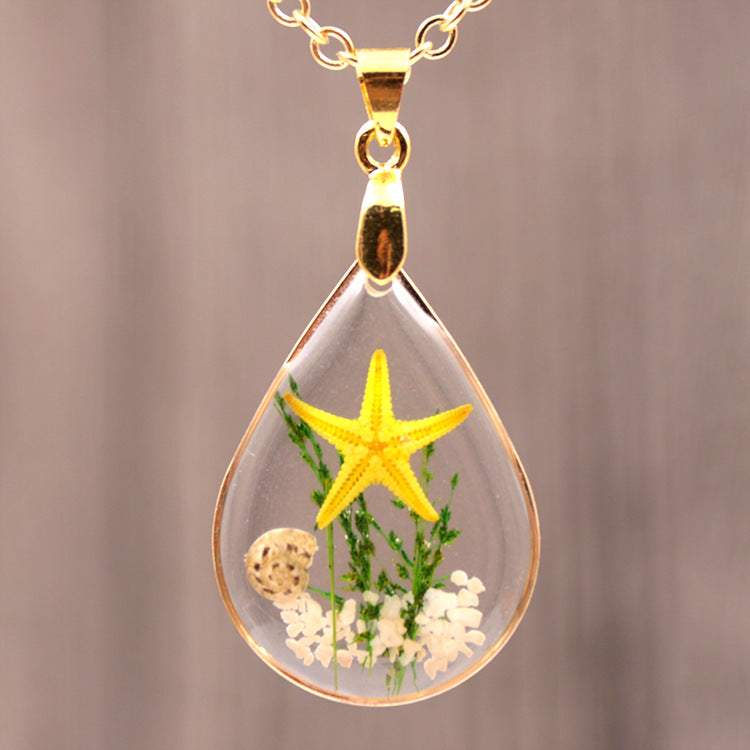 Gold Necklace with Resin and Starfish Pendant