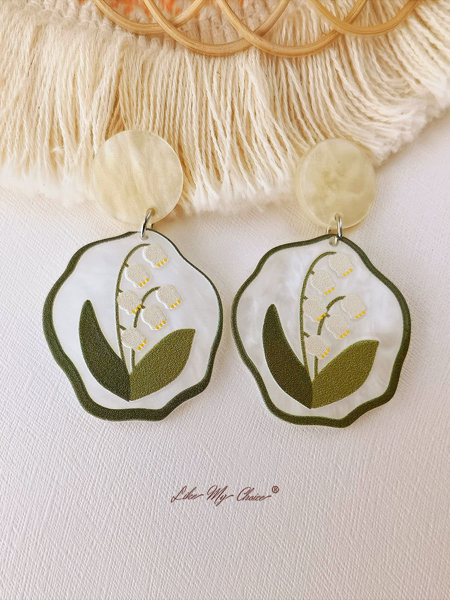 Flower-shaped earrings - Acrylic Lily of the Valley