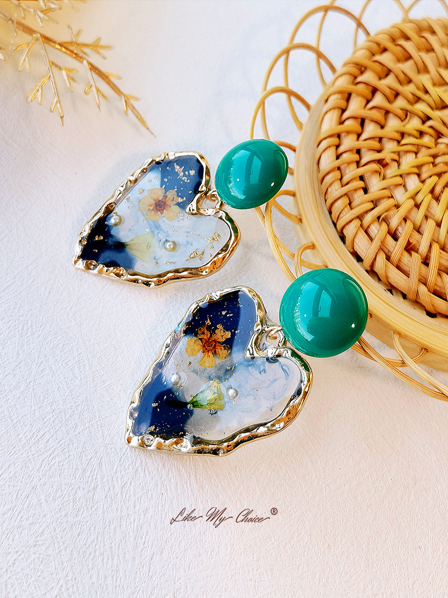 Pressed flower earrings - Vintage heart