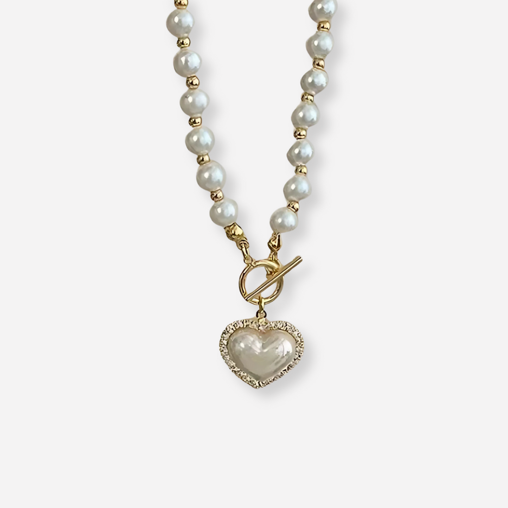 Amo - Heart Necklace